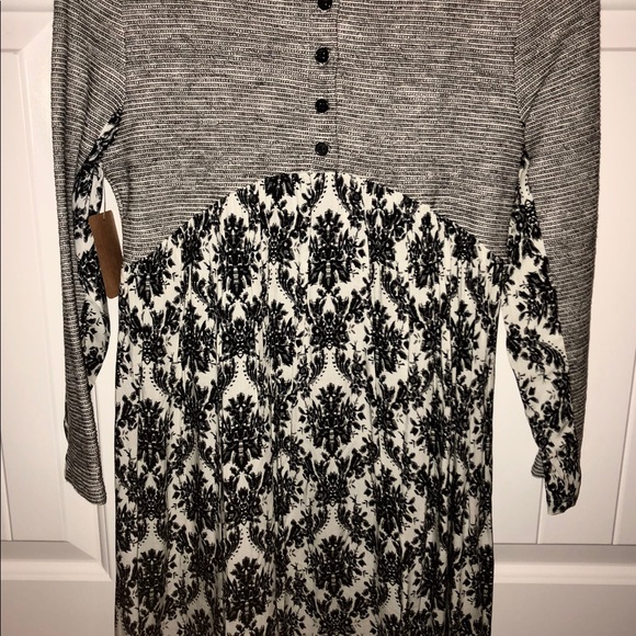 Textured, Multi-Pattern Top - Picture 2 of 4